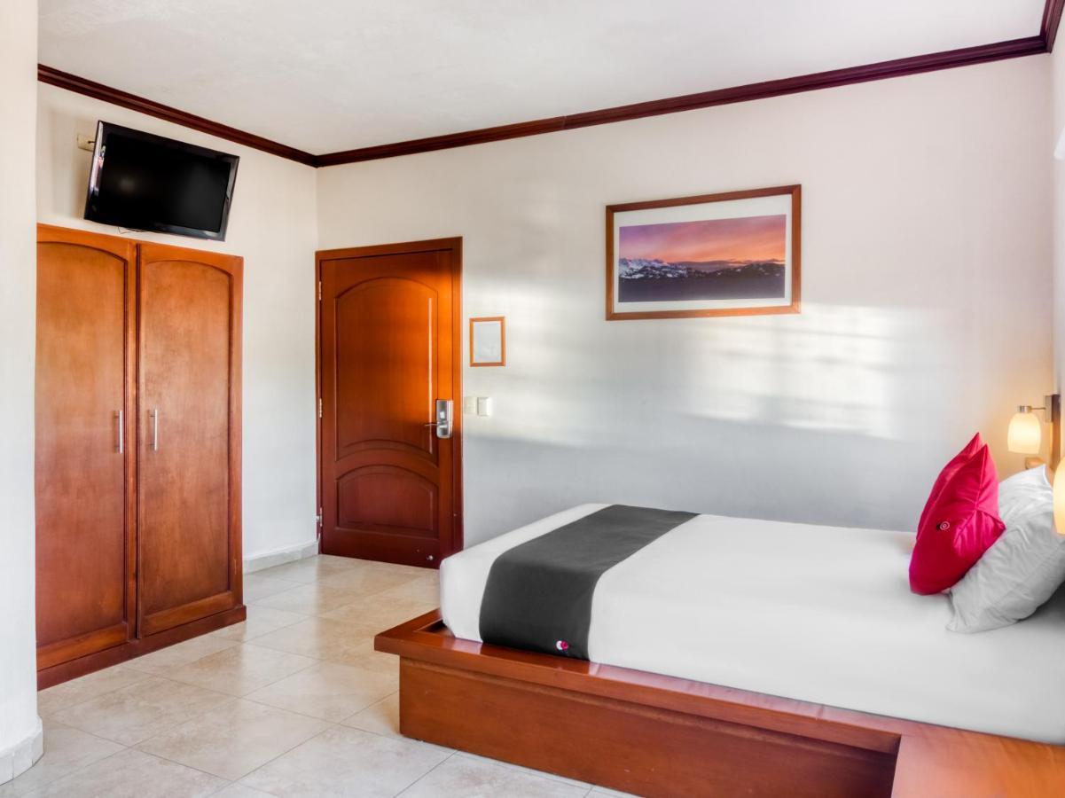 Monte Salerno Hotel & Suites Монтеморелос Экстерьер фото